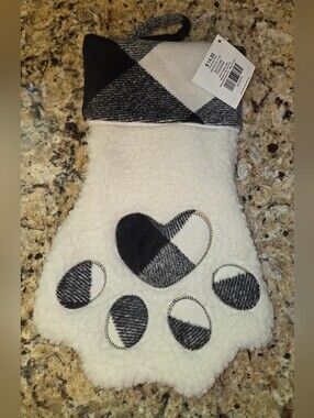 NWT Black & White Buffalo Plaid Paw-Shaped Pet Dog Christmas Stocking